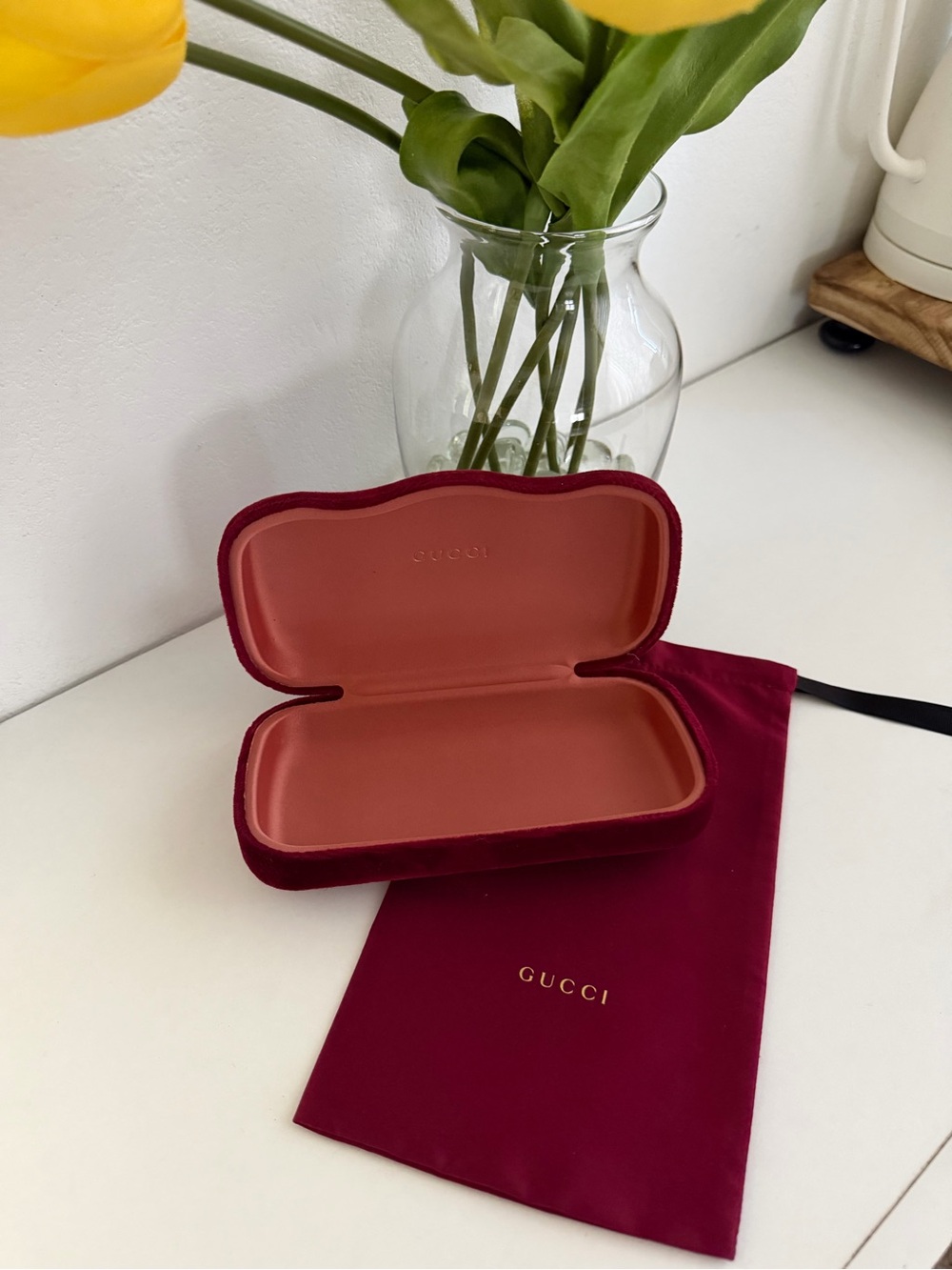 Gucci Velvet sunglasses Case in Deep Burgundy and Coral Pink